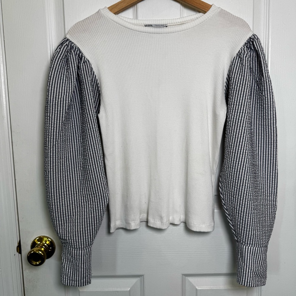 Zara Ribbed Knit Top Seersucker Puff Sleeve Striped Contrast Size Medium Large